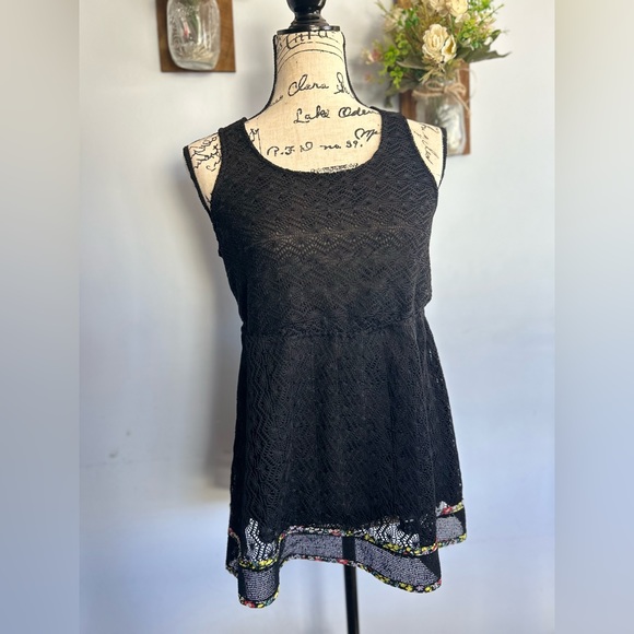 Hem & Thread by Anthro black lace blouse floral print hem romantic cottage core - Picture 2 of 11